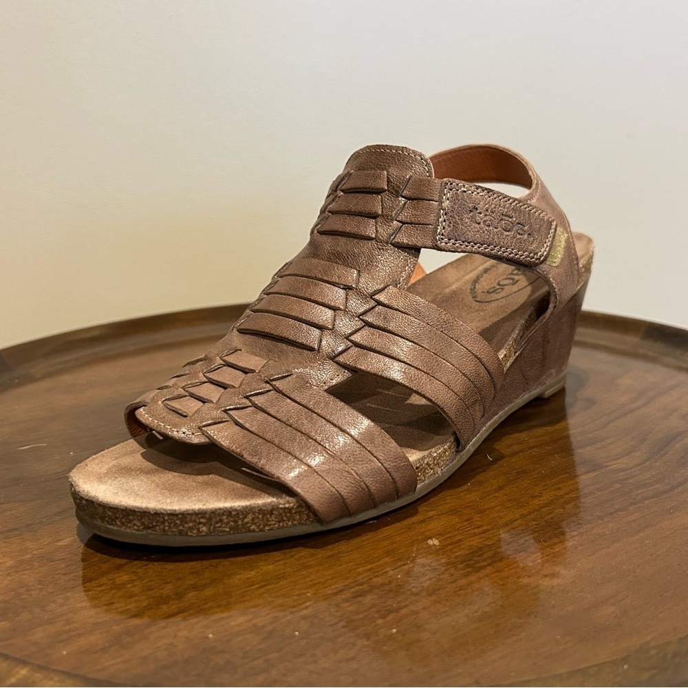 Taos Footwear Brown Wedge Sandals - Picture 8 of 13